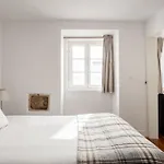 Lisbon Cozy Nest In Santa Catarina